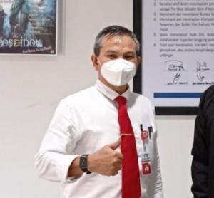 Direktur PDAM Roland Maringka