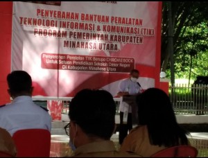 Ibadah pagi pemerintah Kabupaten Minahasa Utara.