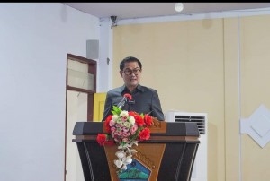 Bupati Joune Ganda