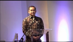 Letjen TNI. Maruli Simajuntak yang dipercayakan sebagai ketua Dewan Kehormatan saat memberikan sambutan.