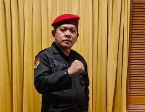 Denny Kamlon Lolong, S.Sos Ketua DPRD Kabupaten Minahasa Utara.