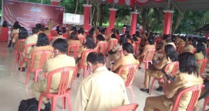 Pertemuan kepala-kepala TK, SD dan SMP se Kabupaten Minahasa Utara di Pendopo Kantor Bupati Minut, Selasa (11/02/22)